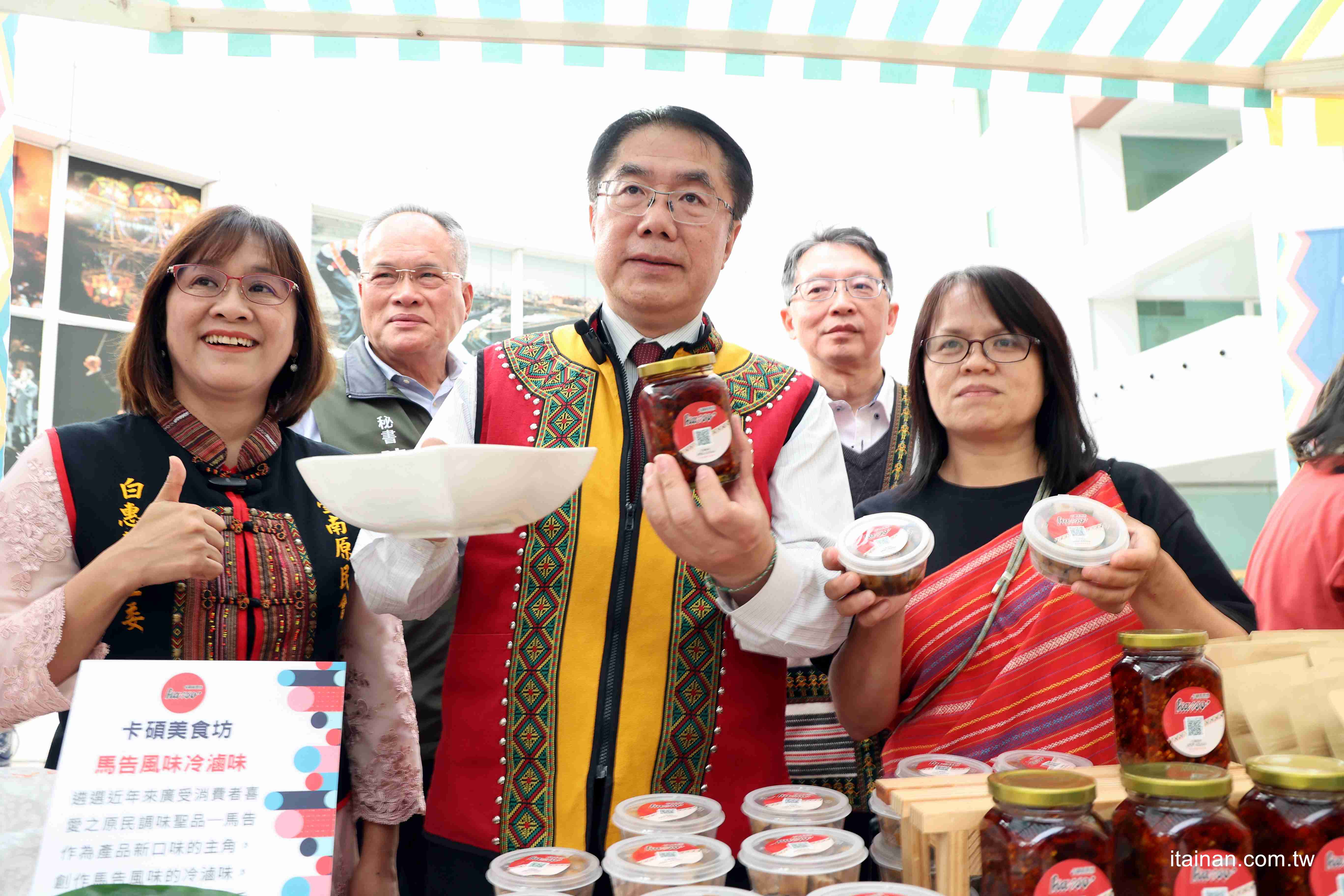都會區飄濃濃原民特色「Tabe札哈木樂原」13家品牌新品搶先看!集結美食、文創、美妝的原民特色品牌讓據點更熱鬧! 都會區飄濃濃原民特色「Tabe札哈木樂原」13家品牌新品搶先看!集結美食、文創、美妝的原民特色品牌讓據點更熱鬧!