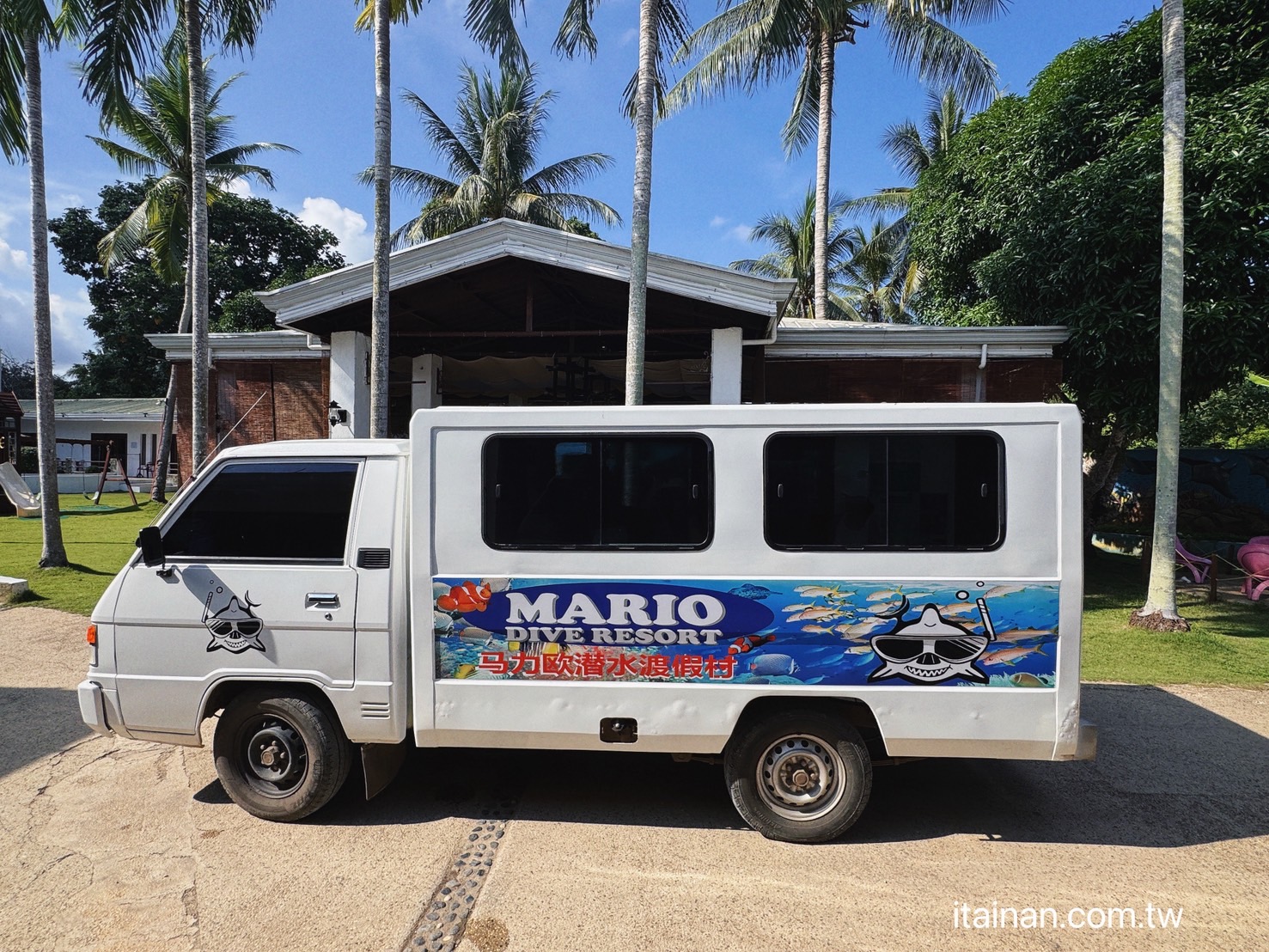 【薄荷島潛水住宿推薦】初學者天堂!台灣人經營的「Mario Dive Resort馬力歐潛水渡假村」一站包辦潛水、住宿、行程的夢幻渡假村!｜菲律賓薄荷島景點推薦