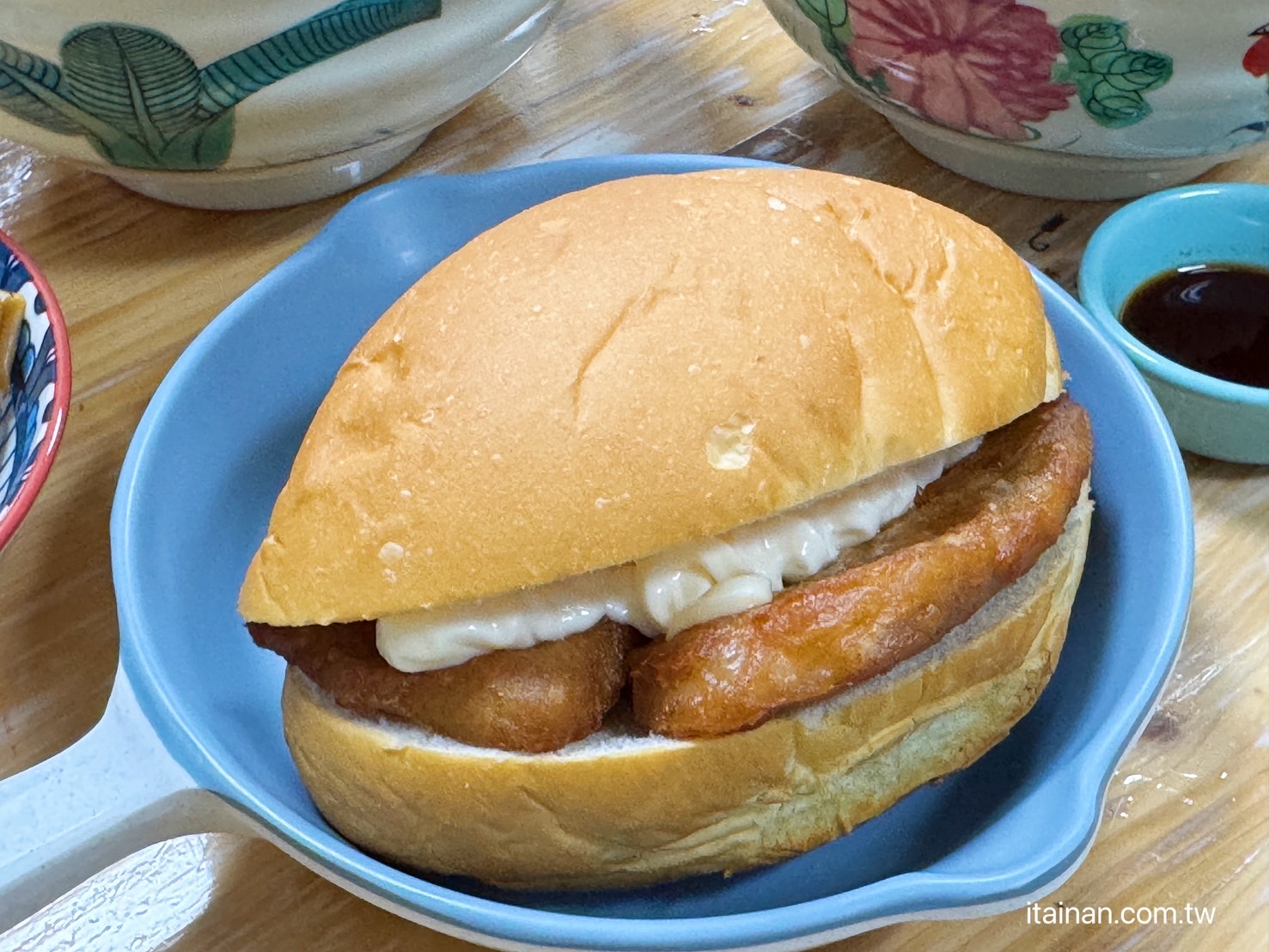 【台南食記】港式靈魂注入台南日常，車仔麵與絲襪奶茶讓人一秒回香港！香港人開的「港味 Classic Taste」