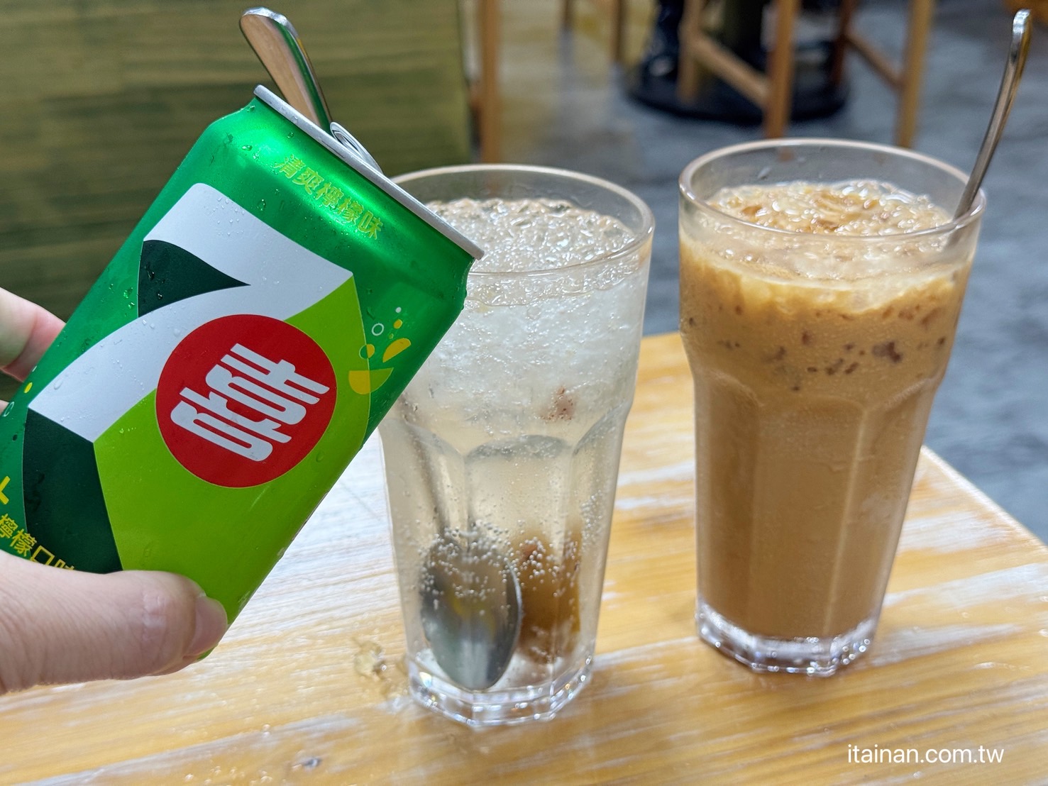 【台南食記】港式靈魂注入台南日常，車仔麵與絲襪奶茶讓人一秒回香港！香港人開的「港味 Classic Taste」