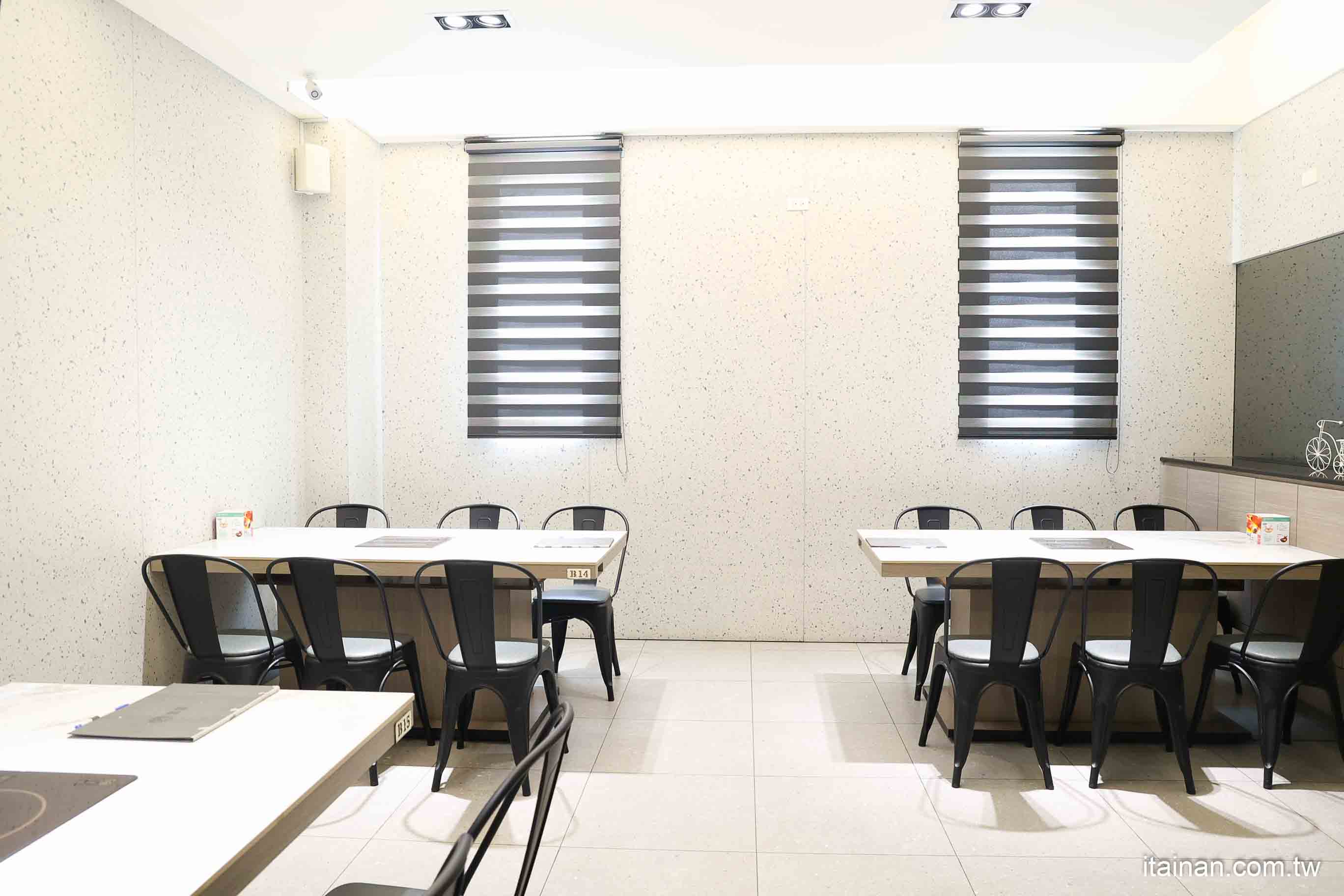 【台南牛肉火鍋】2025米其林推薦 ~台南溫體牛傳奇老店「阿裕牛肉涮涮鍋崑崙店」肉鮮湯好的神級美味｜肉燥飯免費吃