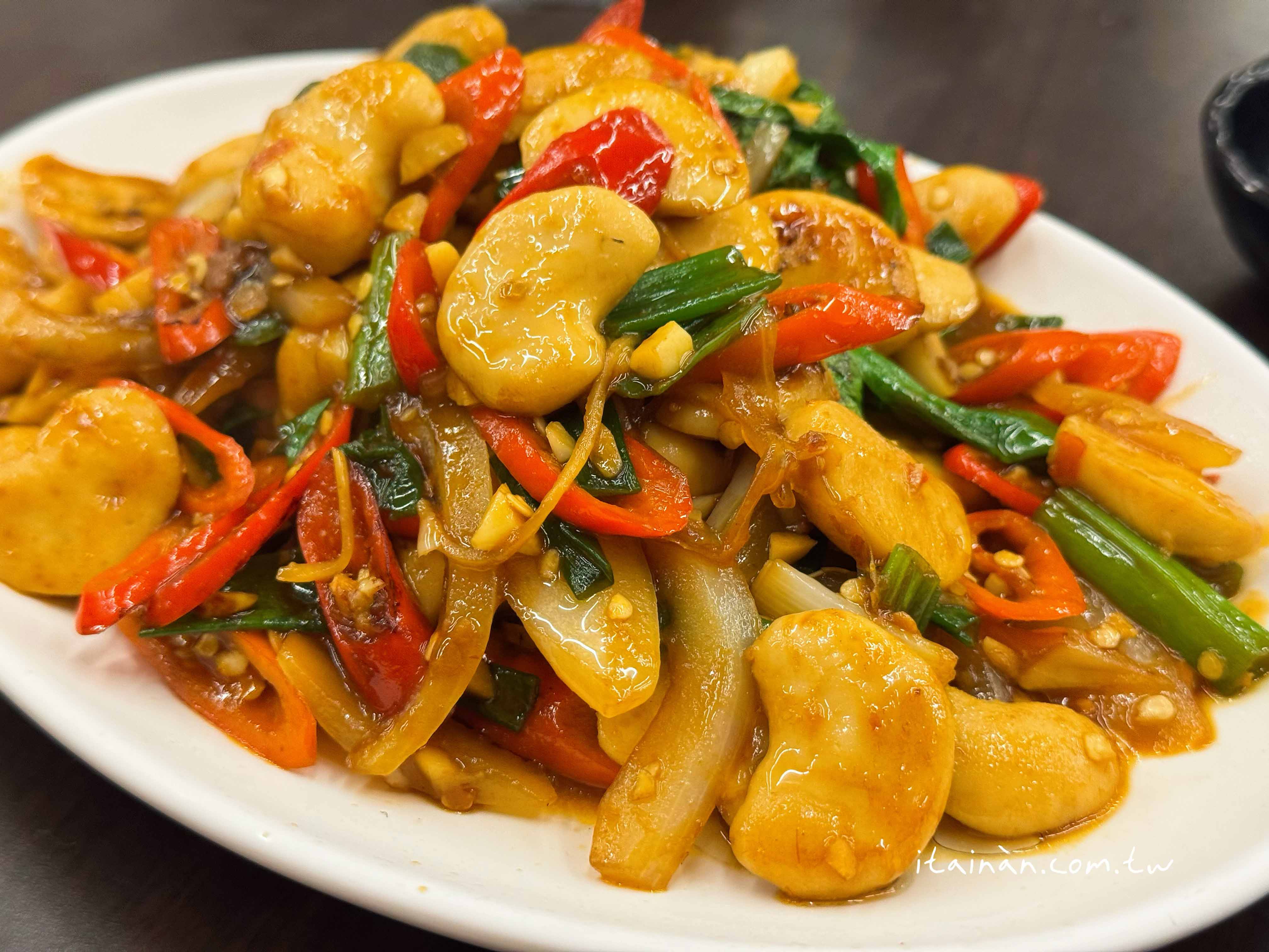 【台南海產店】招牌阿拉肉必點~老台南人都知道的40年老店「梅鑫海產店」無菜單海鮮熱炒、現撈食材、台味滿分!