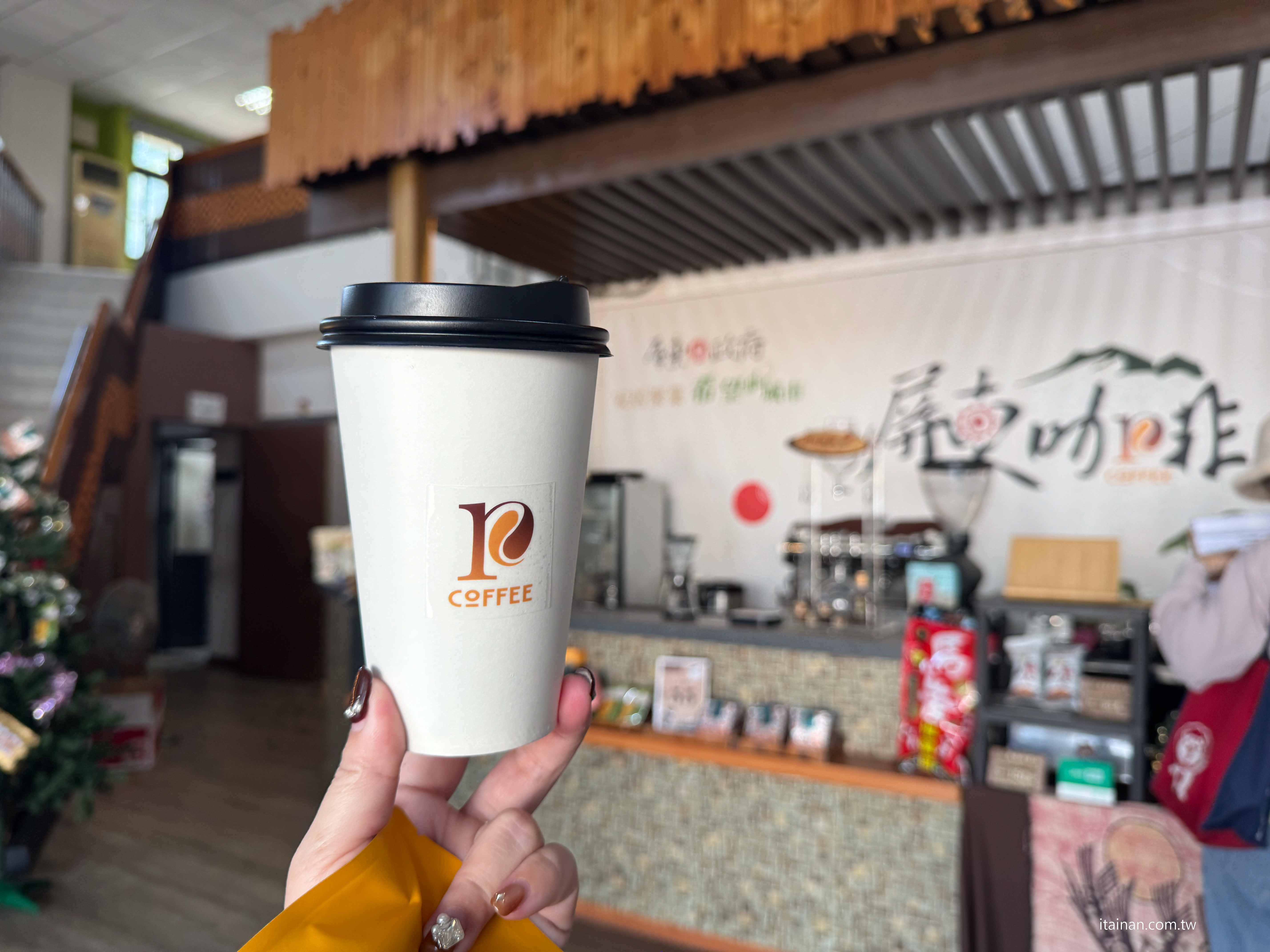 【屏東兩日遊】一路開進山林與咖啡香~屏東大武山 、 部落文化 、食農體驗的慢旅行｜屏東咖啡園區、璞玉翡珂、大武山山林教育服務中心、屏東原百貨、二峰圳、台灣金石咖啡休閒農場、屏東可可巧克力園區