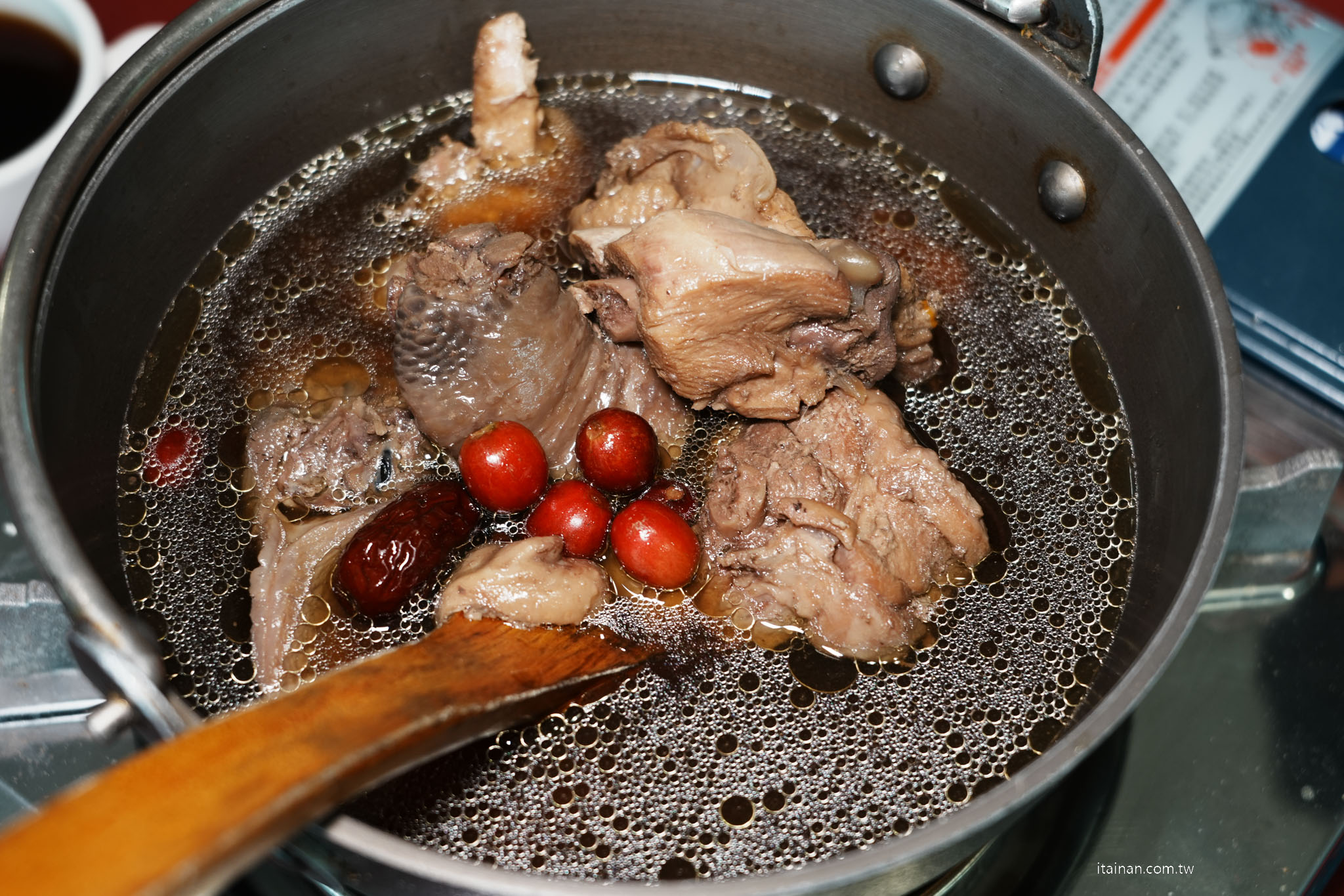 【屏東兩日遊】一路開進山林與咖啡香~屏東大武山 、 部落文化 、食農體驗的慢旅行｜屏東咖啡園區、璞玉翡珂、大武山山林教育服務中心、屏東原百貨、二峰圳、台灣金石咖啡休閒農場、屏東可可巧克力園區