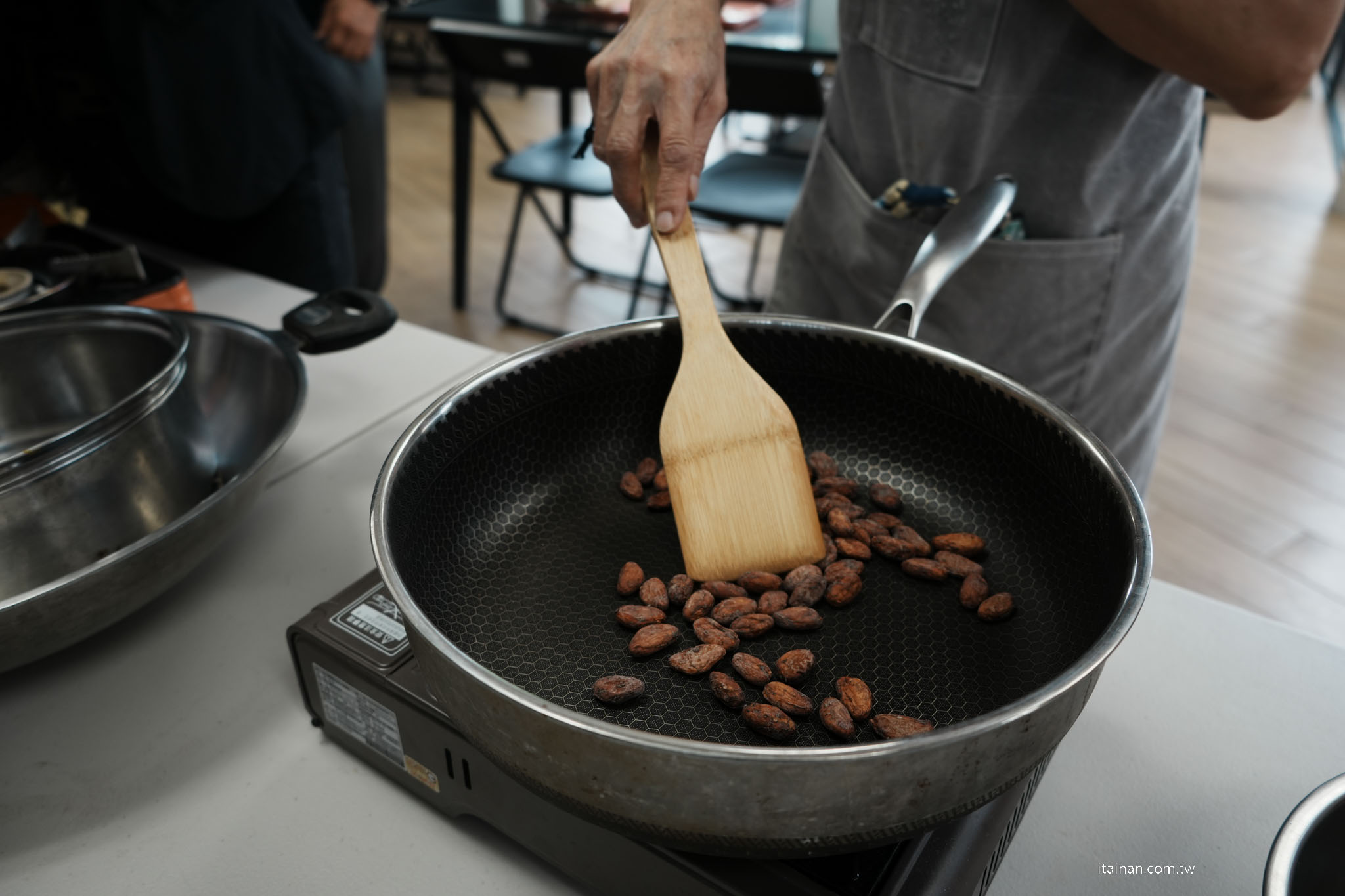 【屏東兩日遊】一路開進山林與咖啡香~屏東大武山 、 部落文化 、食農體驗的慢旅行｜屏東咖啡園區、璞玉翡珂、大武山山林教育服務中心、屏東原百貨、二峰圳、台灣金石咖啡休閒農場、屏東可可巧克力園區