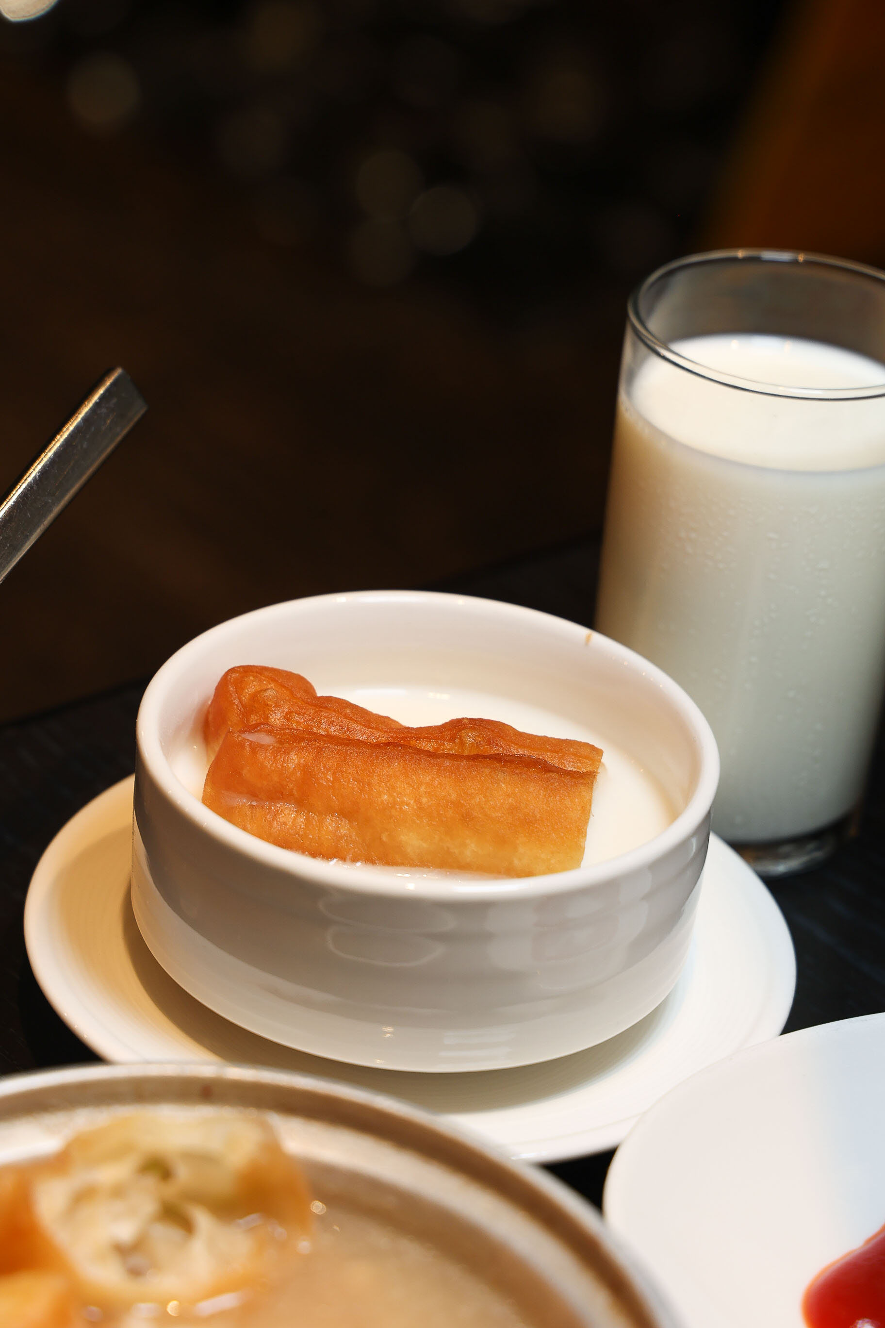 【台南吃到飽推薦】超澎湃~早餐就把台南味通通吃滿!不用排隊,現煮鹹粥、現涮牛肉湯、小卷米粉、浮水魚羹、海鮮羹、香腸熟肉、肉圓直接端上桌 !台南桂田酒店「阿力海百匯餐廳」自助式早餐 【台南吃到飽推薦】超澎湃~早餐就把台南味通通吃滿!不用排隊,現煮鹹粥、現涮牛肉湯、小卷米粉、浮水魚羹、海鮮羹、香腸熟肉、肉圓直接端上桌 !台南桂田酒店「阿力海百匯餐廳」自助式早餐