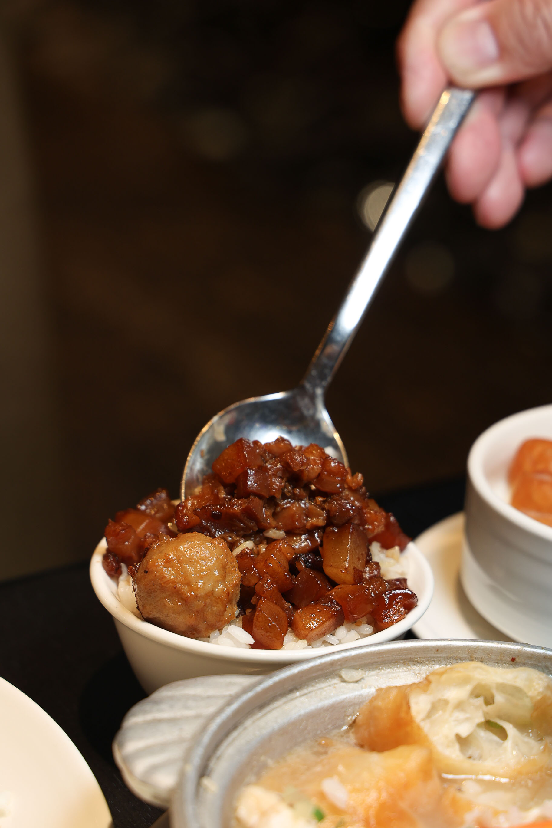 【台南吃到飽推薦】超澎湃~早餐就把台南味通通吃滿!不用排隊,現煮鹹粥、現涮牛肉湯、小卷米粉、浮水魚羹、海鮮羹、香腸熟肉、肉圓直接端上桌 !台南桂田酒店「阿力海百匯餐廳」自助式早餐 【台南吃到飽推薦】超澎湃~早餐就把台南味通通吃滿!不用排隊,現煮鹹粥、現涮牛肉湯、小卷米粉、浮水魚羹、海鮮羹、香腸熟肉、肉圓直接端上桌 !台南桂田酒店「阿力海百匯餐廳」自助式早餐