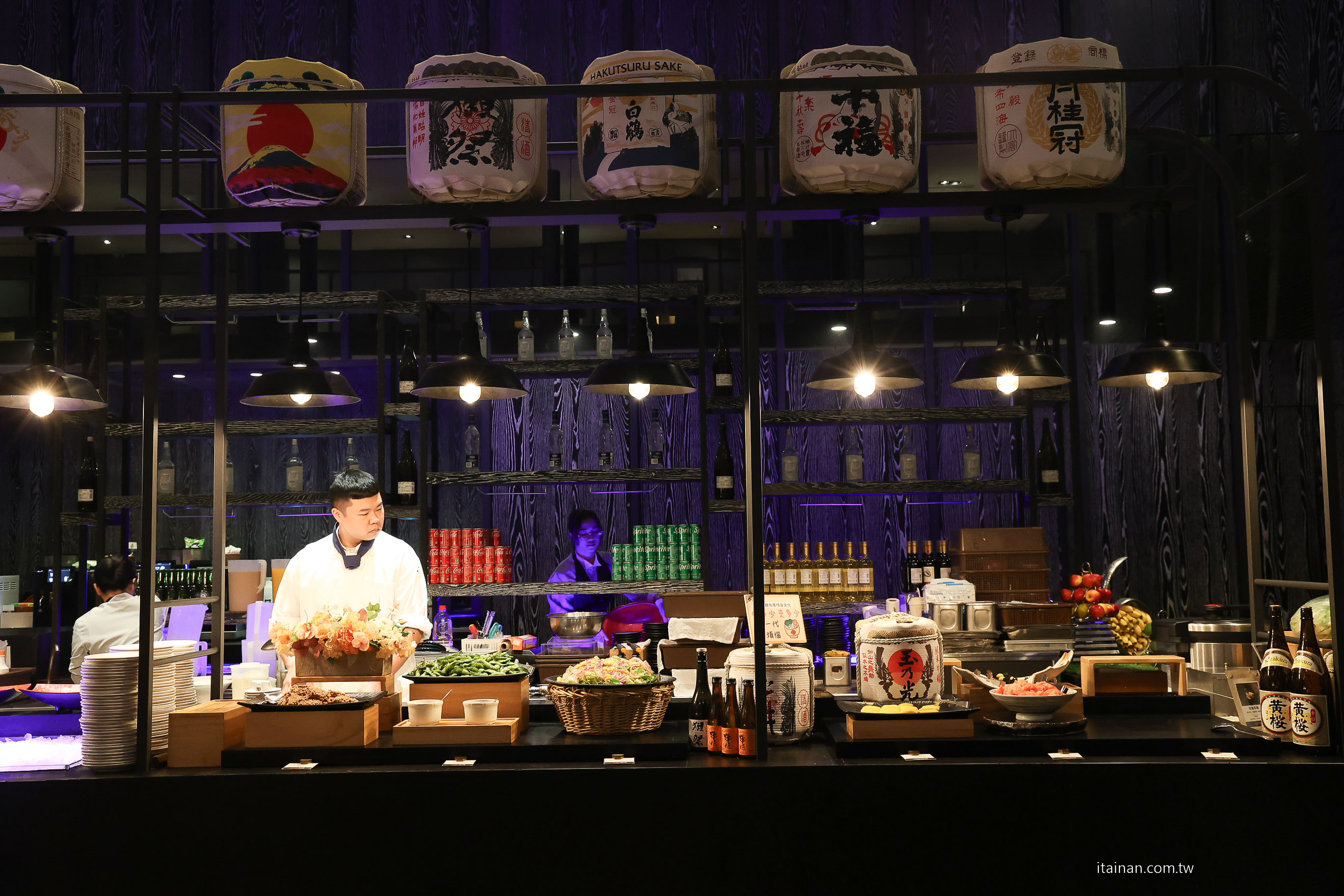 【台南吃到飽推薦】超澎湃~早餐就把台南味通通吃滿!不用排隊,現煮鹹粥、現涮牛肉湯、小卷米粉、浮水魚羹、海鮮羹、香腸熟肉、肉圓直接端上桌 !台南桂田酒店「阿力海百匯餐廳」自助式早餐 【台南吃到飽推薦】超澎湃~早餐就把台南味通通吃滿!不用排隊,現煮鹹粥、現涮牛肉湯、小卷米粉、浮水魚羹、海鮮羹、香腸熟肉、肉圓直接端上桌 !台南桂田酒店「阿力海百匯餐廳」自助式早餐