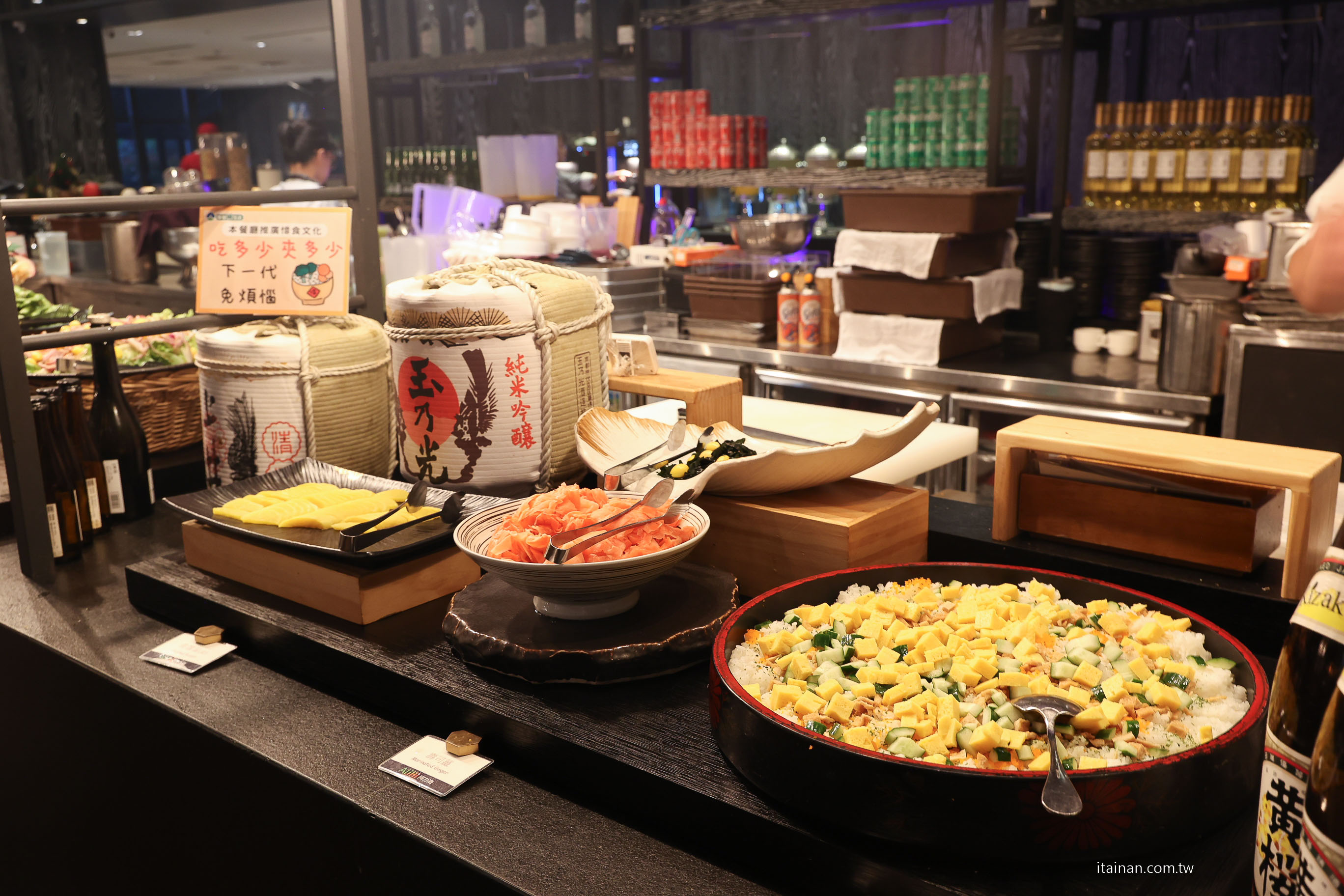 【台南吃到飽推薦】超澎湃~早餐就把台南味通通吃滿!不用排隊,現煮鹹粥、現涮牛肉湯、小卷米粉、浮水魚羹、海鮮羹、香腸熟肉、肉圓直接端上桌 !台南桂田酒店「阿力海百匯餐廳」自助式早餐 【台南吃到飽推薦】超澎湃~早餐就把台南味通通吃滿!不用排隊,現煮鹹粥、現涮牛肉湯、小卷米粉、浮水魚羹、海鮮羹、香腸熟肉、肉圓直接端上桌 !台南桂田酒店「阿力海百匯餐廳」自助式早餐