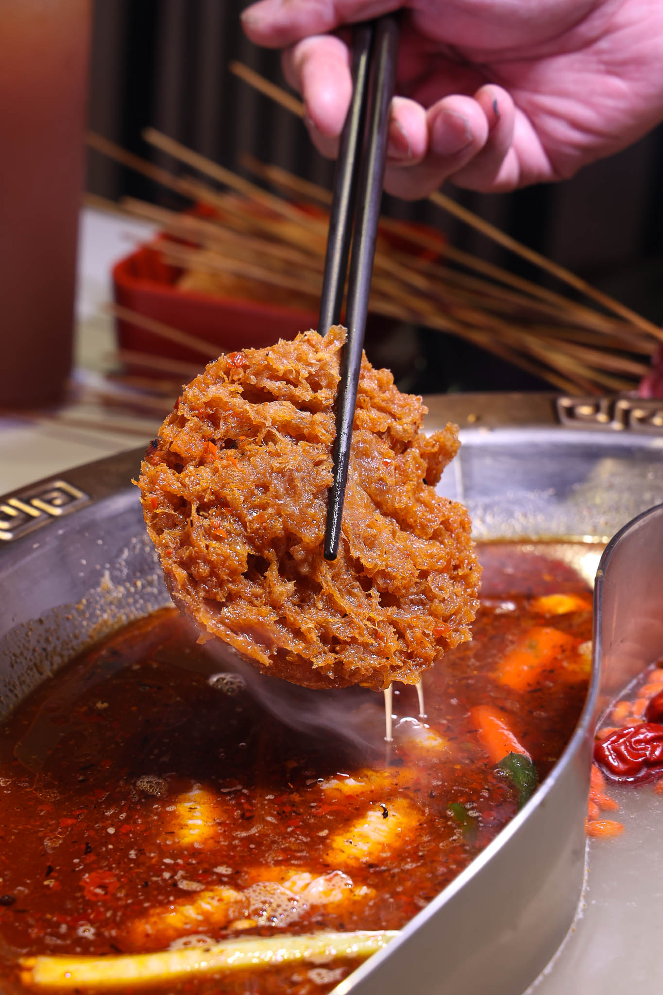 【台南吃到飽推薦】老饕激推的平價串串火鍋新選擇~ XM 集團新品牌「串芊金火鍋串串」吃巧也能吃超飽,甜點飲料超強,根本可以獨立變成甜點店! 【台南吃到飽推薦】老饕激推的平價串串火鍋新選擇~ XM 集團新品牌「串芊金火鍋串串」吃巧也能吃超飽,甜點飲料超強,根本可以獨立變成甜點店!