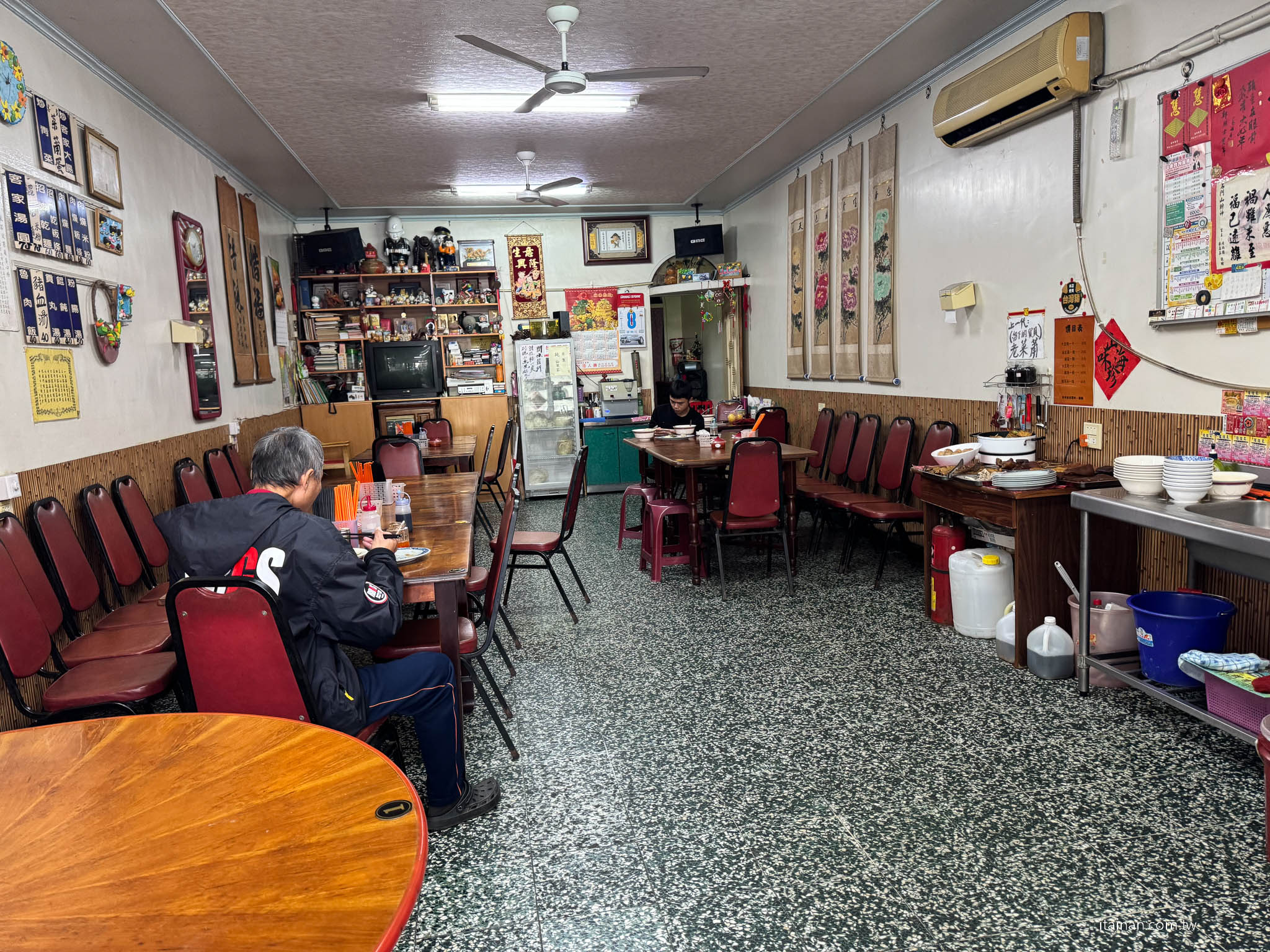 竟然可以吃麵吃到飽?? 超佛心~ 大碗公麵只要60元，吃不飽還可以免費加麵「關西大碗公麵」