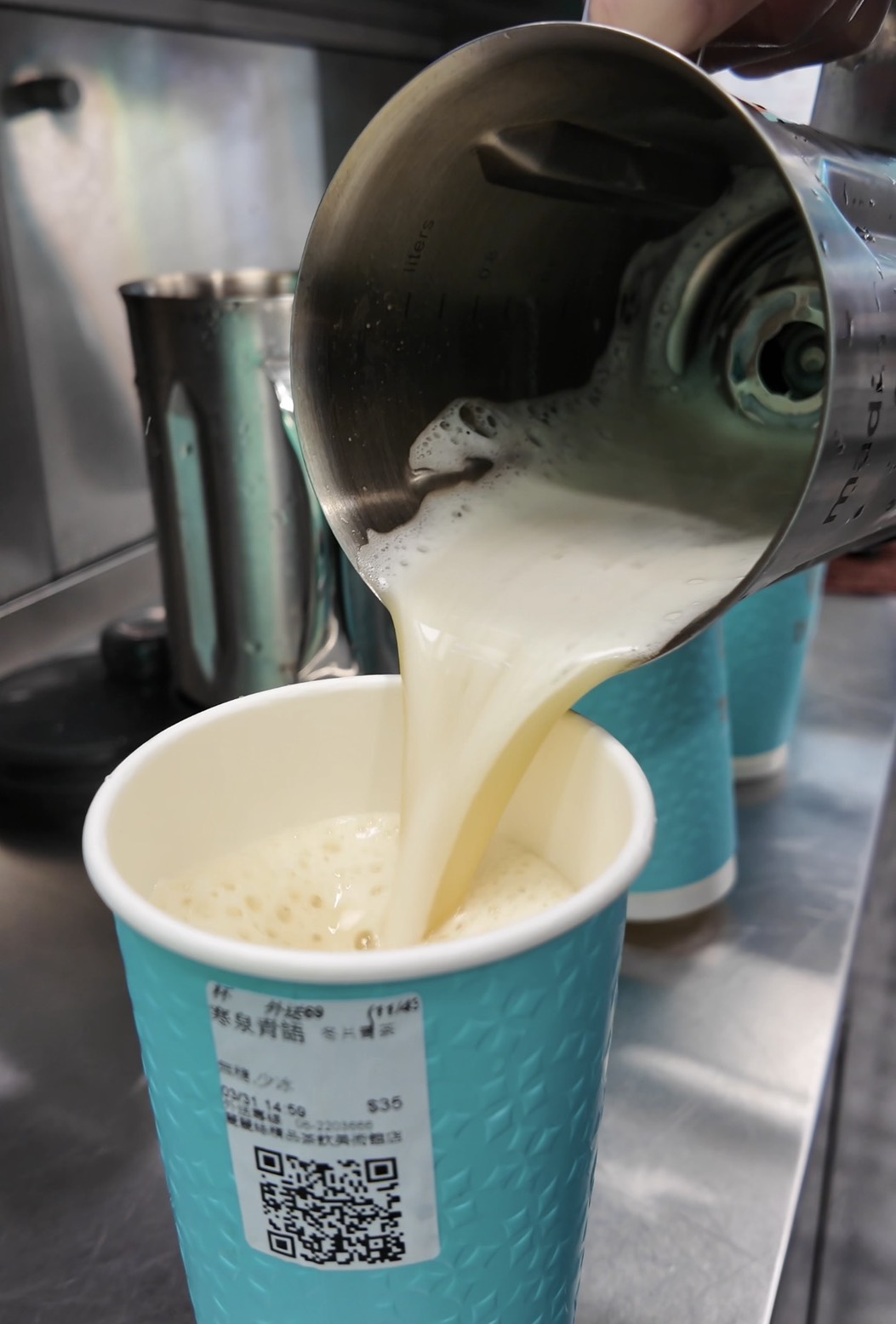 【新開幕】台南手搖飲推薦!根本網美等級!五窨茉莉花綠茶與蒂芬妮藍浮雕設計的質感系飲品「麗麗絲精品茶飲DELIXIU」 【新開幕】台南手搖飲推薦!根本網美等級!五窨茉莉花綠茶與蒂芬妮藍浮雕設計的質感系飲品「麗麗絲精品茶飲DELIXIU」