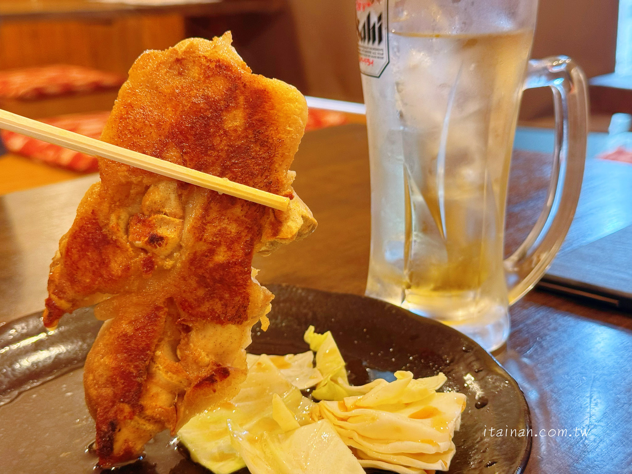 熊本拉麵推薦|濃郁豚骨與蒜味的完美結合,每日限量的カリカリ豚足(炸豬腳)銷魂必點!水前寺公園旁的人氣名店「熊本拉麵 豚美」 熊本拉麵推薦|濃郁豚骨與蒜味的完美結合,每日限量的カリカリ豚足(炸豬腳)銷魂必點!水前寺公園旁的人氣名店「熊本拉麵 豚美」