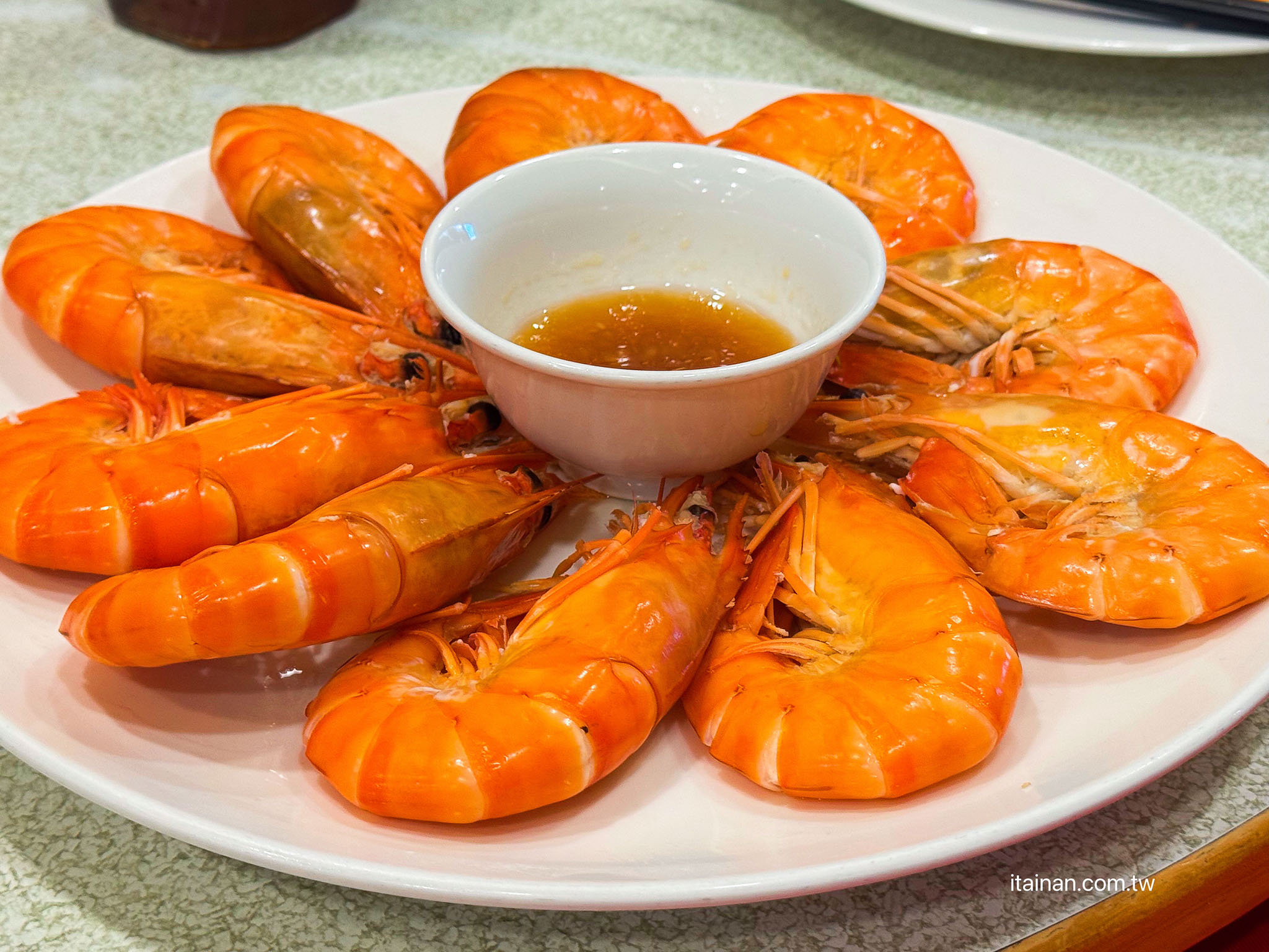 【台南餐廳推薦】傳承80年台菜老店！經典酒家菜、紅蟳米糕、砂鍋鴨必吃「阿美飯店」