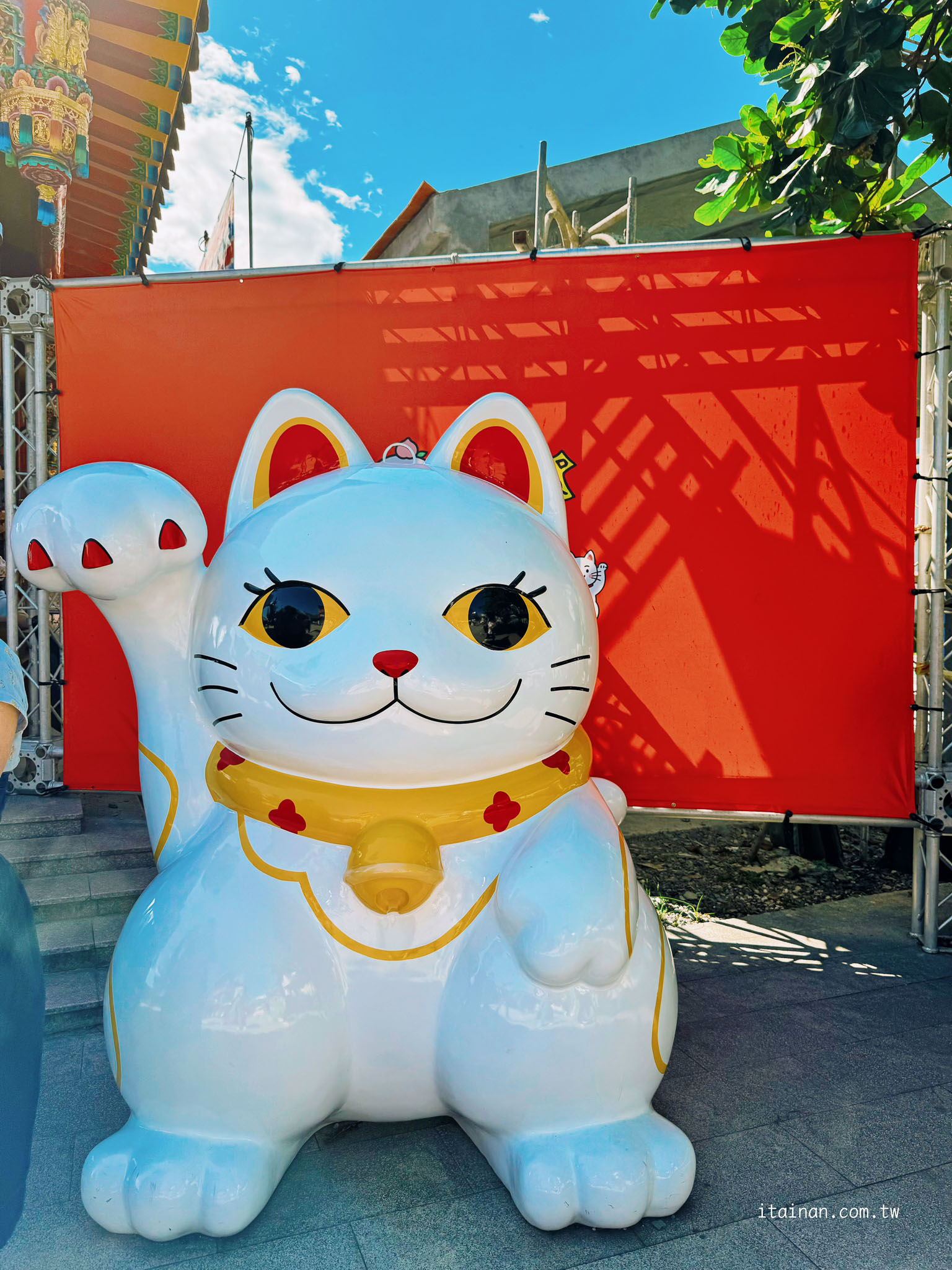 台東景點推薦|全台最萌招財貓土地公!必拍巨型招財貓、台版雷門、全台唯一水占籤透明詩籤體驗!台東太麻里「福興宮」 台東景點推薦|全台最萌招財貓土地公!必拍巨型招財貓、台版雷門、全台唯一水占籤透明詩籤體驗!台東太麻里「福興宮」