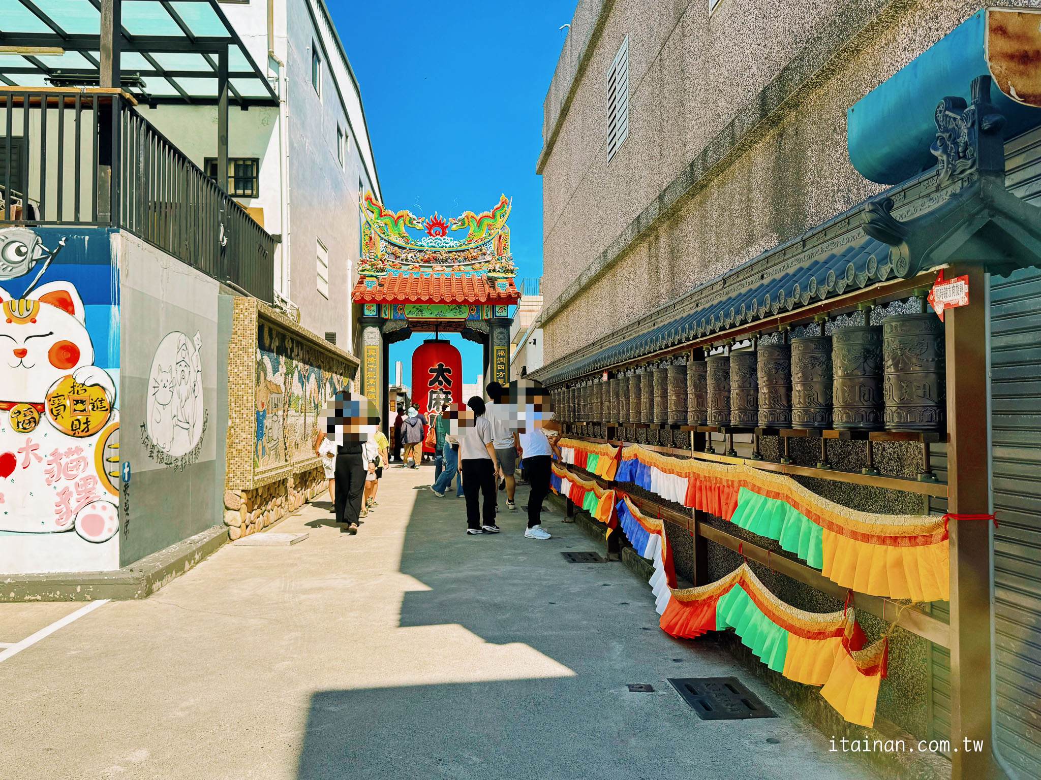 台東景點推薦|全台最萌招財貓土地公!必拍巨型招財貓、台版雷門、全台唯一水占籤透明詩籤體驗!台東太麻里「福興宮」 台東景點推薦|全台最萌招財貓土地公!必拍巨型招財貓、台版雷門、全台唯一水占籤透明詩籤體驗!台東太麻里「福興宮」