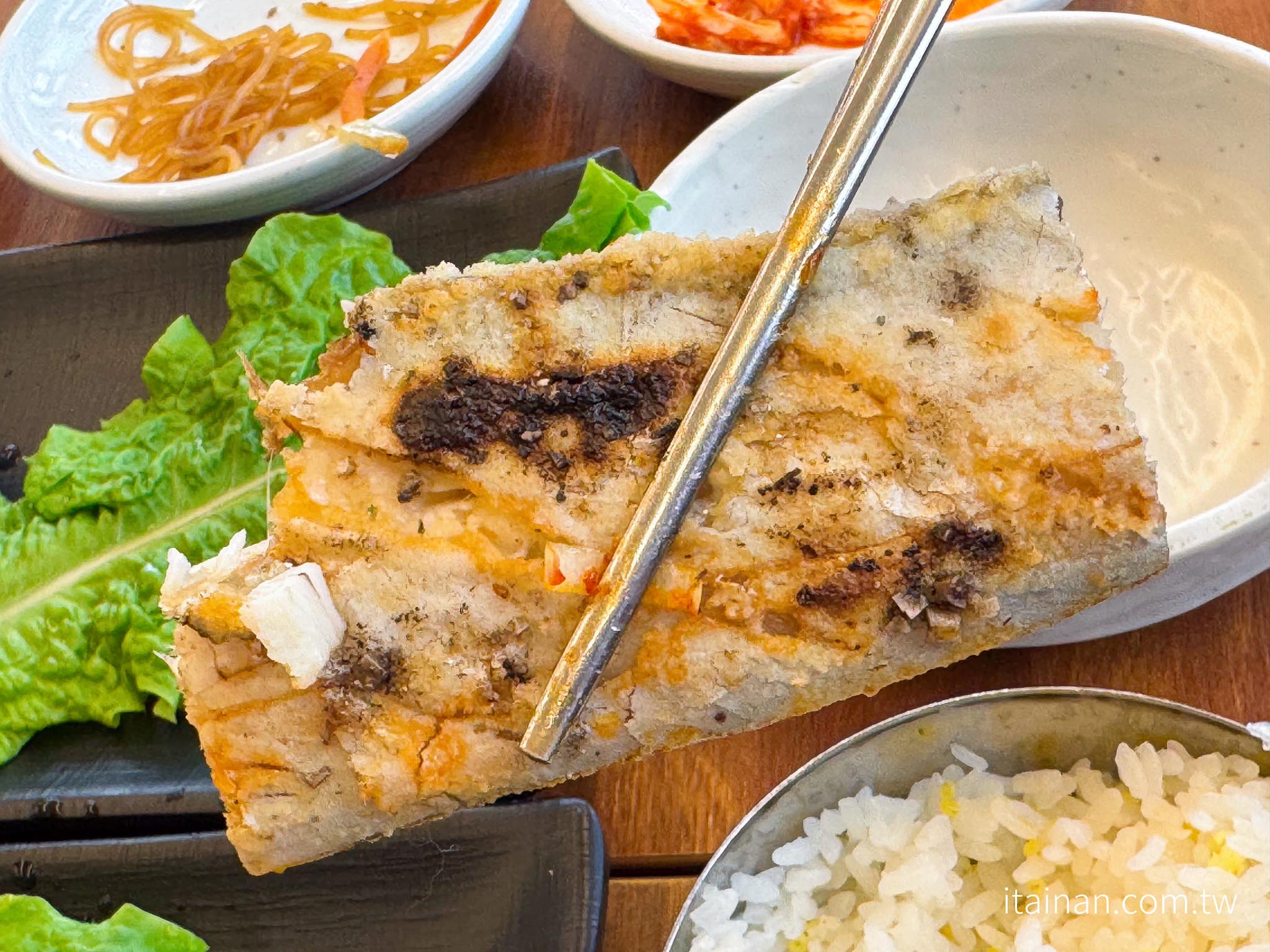 濟州島美食｜濟州必吃帶魚料理！人氣燉帶魚、烤帶魚一次滿足，還可以採買伴手禮「濟州廣海 涯月本店 제주광해 애월본점 Jeju Gwanghae Aewol」