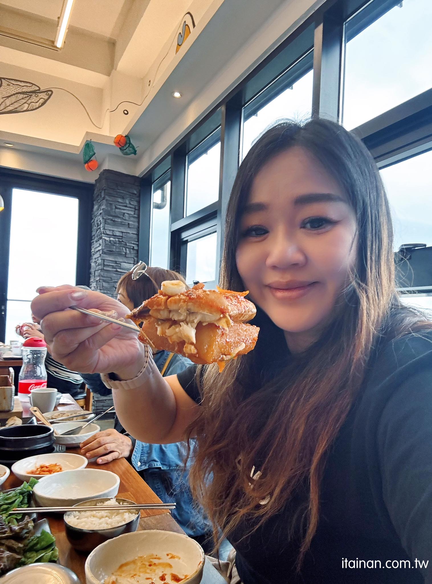 濟州島美食｜濟州必吃帶魚料理！人氣燉帶魚、烤帶魚一次滿足，還可以採買伴手禮「濟州廣海 涯月本店 제주광해 애월본점 Jeju Gwanghae Aewol」