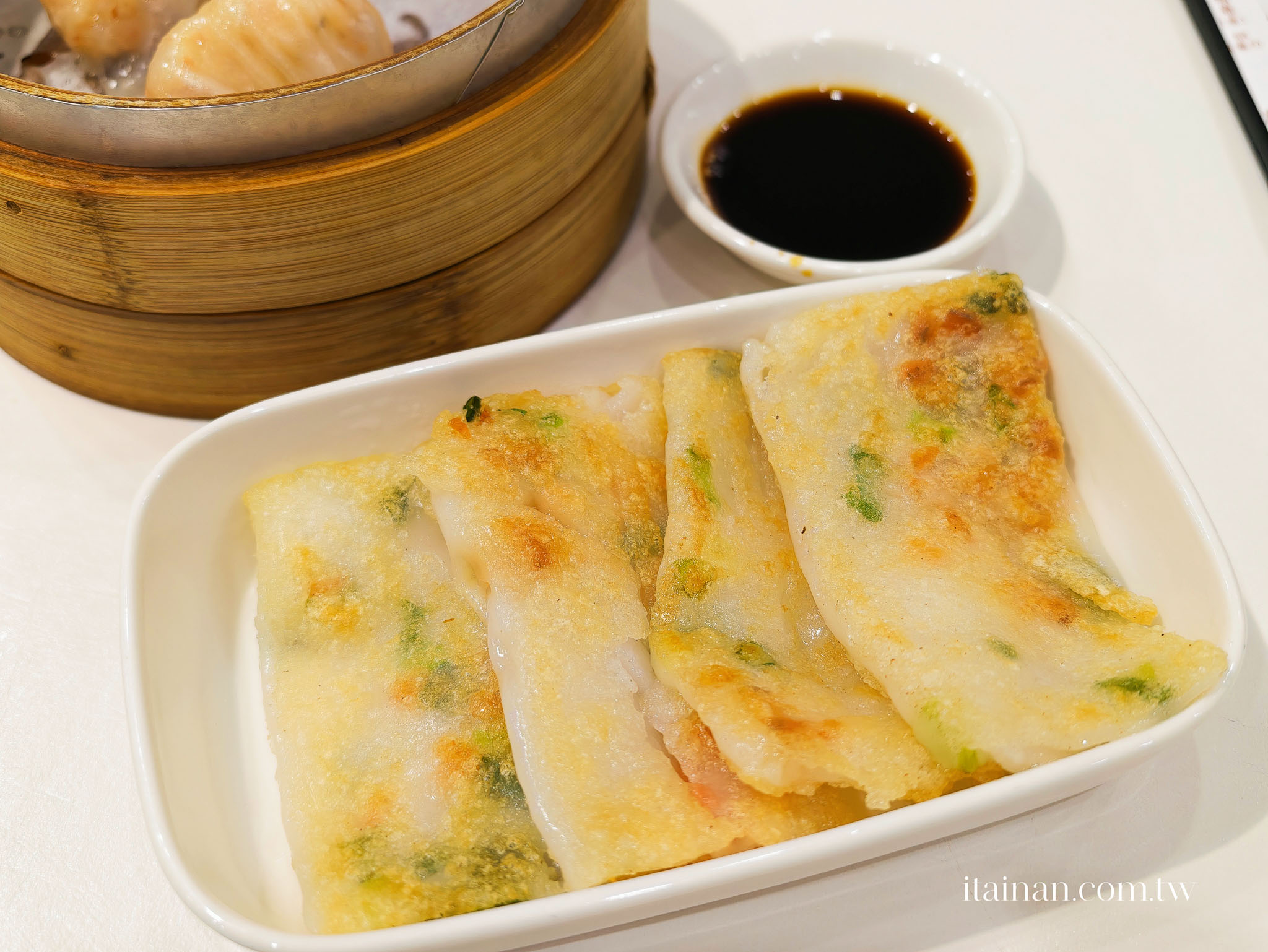 台南早茶值得早起！「寓點」把香港記憶包進一籠港點裡，一週只開兩天的米其林必比登