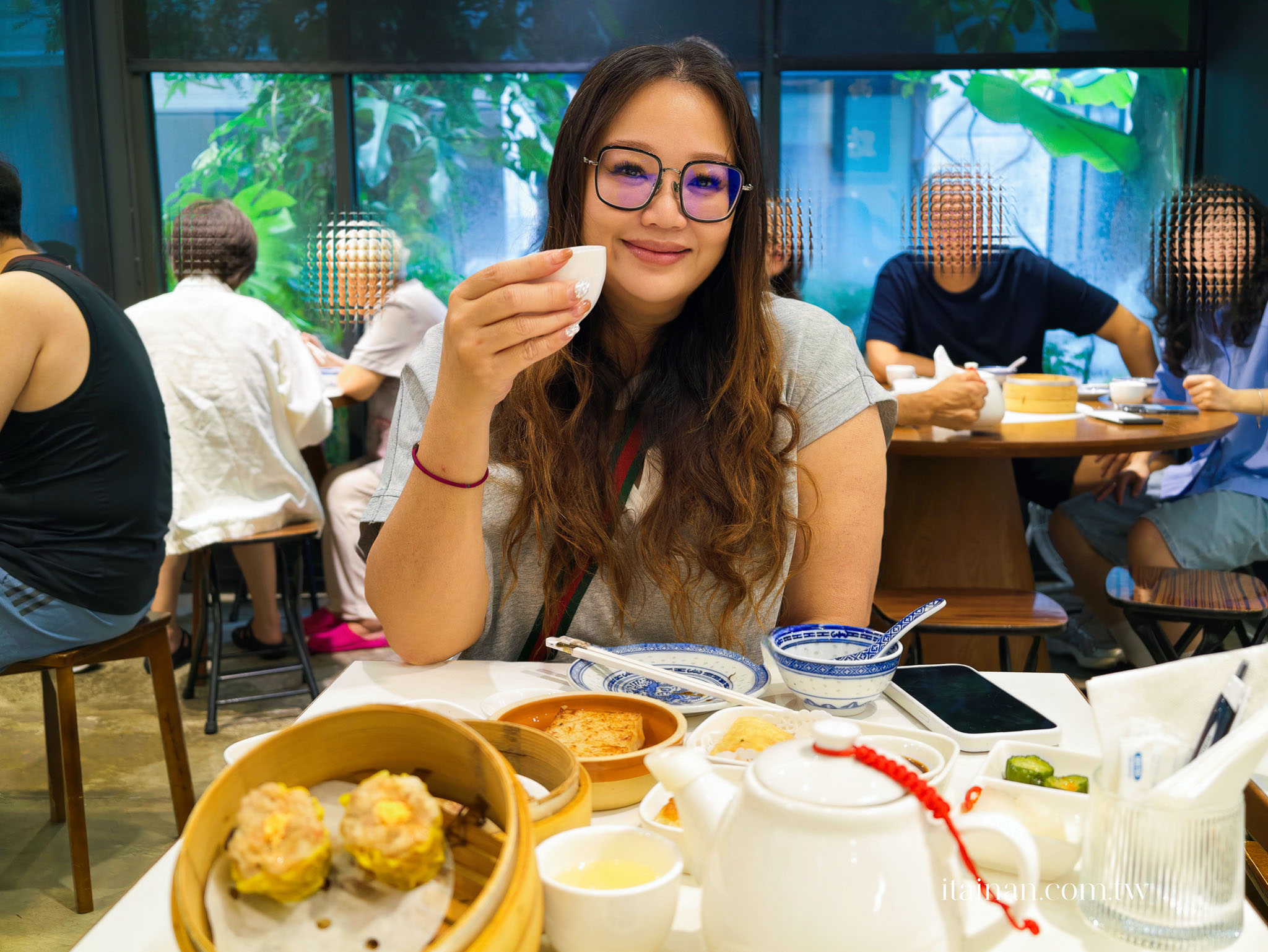 台南早茶值得早起！「寓點」把香港記憶包進一籠港點裡，一週只開兩天的米其林必比登