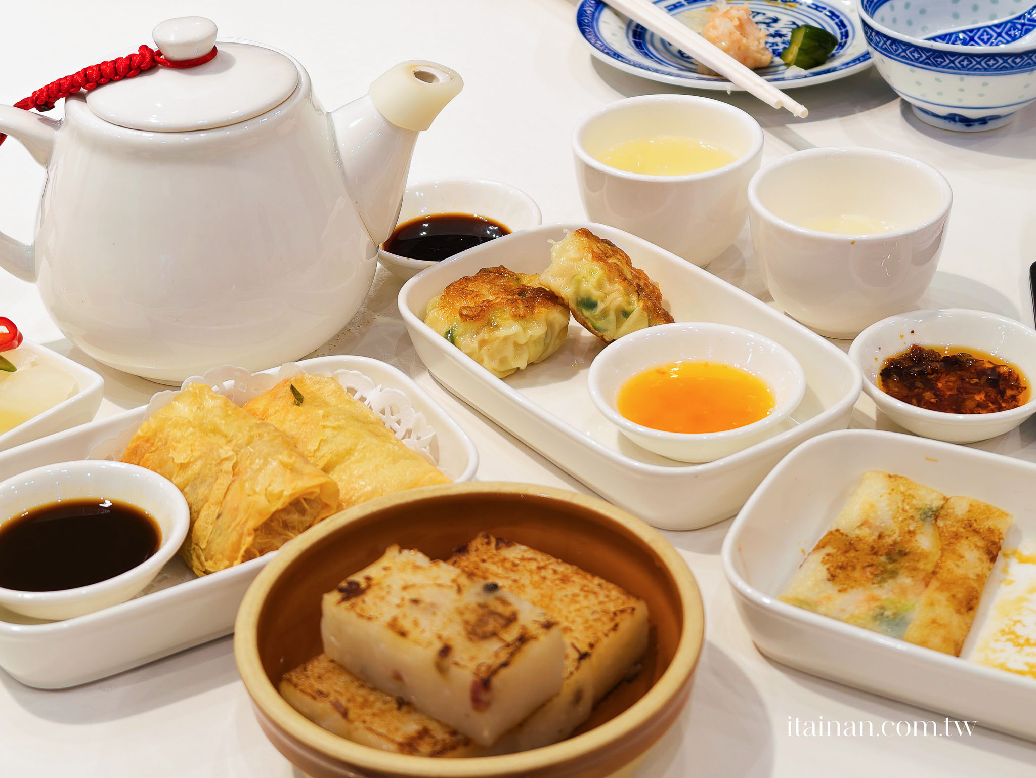 台南早茶值得早起！「寓點」把香港記憶包進一籠港點裡，一週只開兩天的米其林必比登