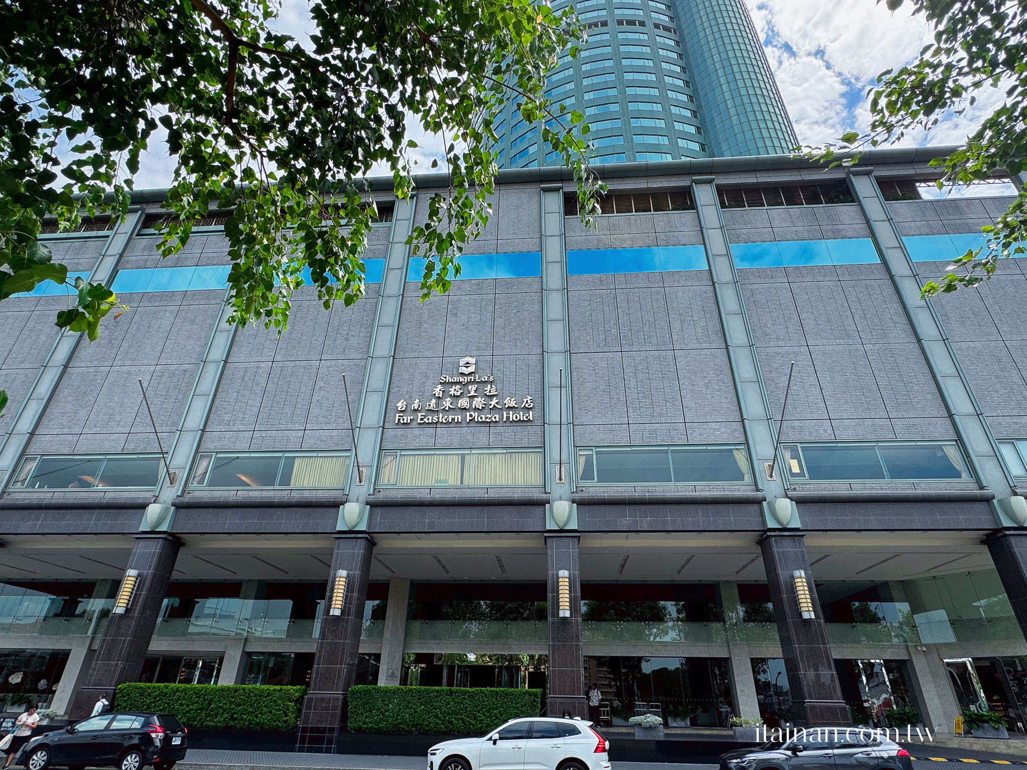 台南38樓高空景觀餐廳，坐擁府城絕佳View，在城市天際線品味道地江浙菜!台南遠東香格里拉「醉月樓中餐廳」